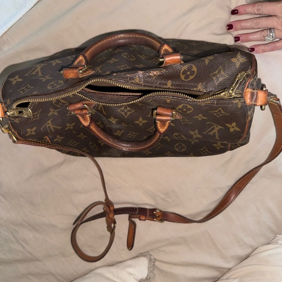 Louis Vuitton Speedy with Strap 👠 - Picture 4 of 10